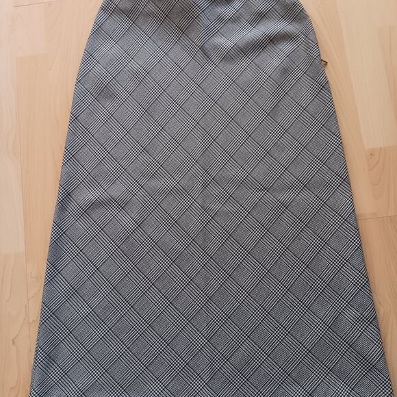 New NINE & company A-line skirt - sz 6 - Picture 3 of 4